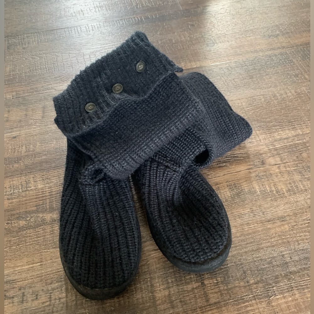 Ugg knit boots. Women’s size 8